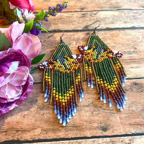 Butterfly Beaded Earring - Picture 4 of 5